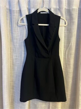 Sleeveless Black Blazer Dress